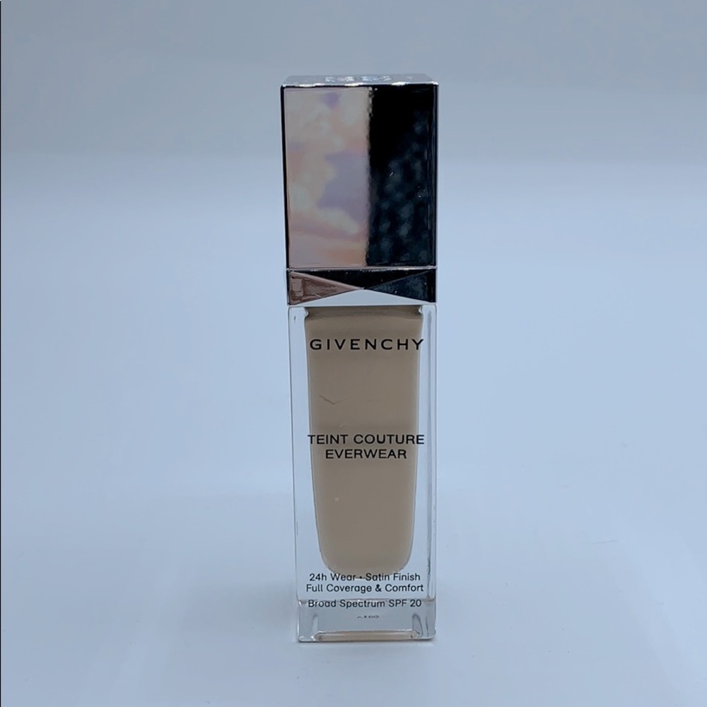 Givenchy 24 wear full coverage foundation